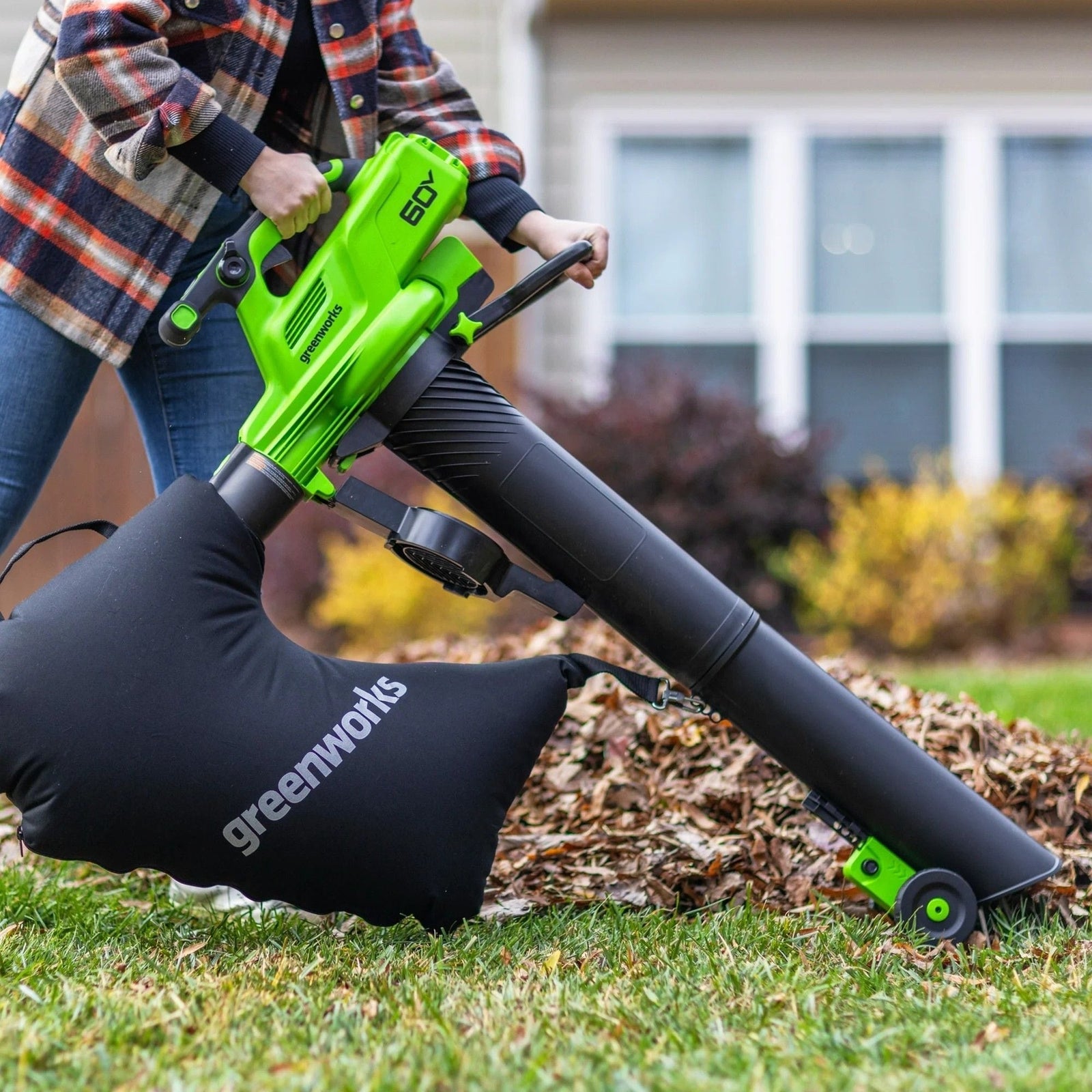 60V 520 CFM/240 MPH Blower Vacuum with 4Ah Battery V2F4 - product image 7