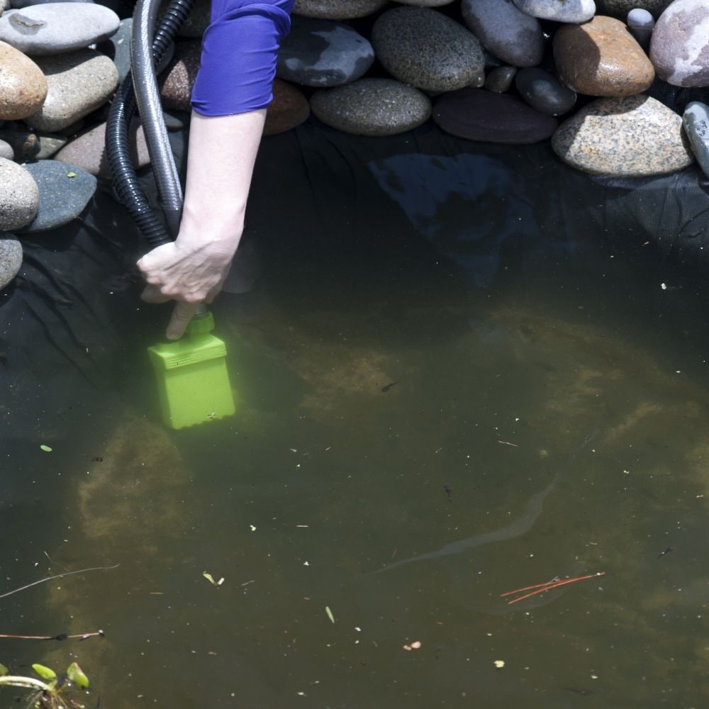 Mini Pond Cordless Handheld Pool & Hot Tub Vacuum for Above-Ground & In-Ground Pools K5T9 - product image 4