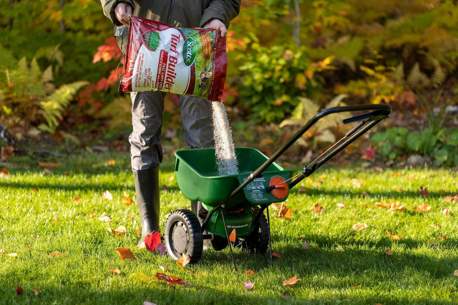 Turf Builder Fall Lawn Fertilizer, 5.25-kg U2S6 - product image 5