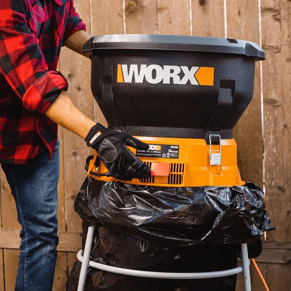 WG430 13 Amp Electric Leaf Mulcher/Shredder, 13-in Z6W6 - product image 3