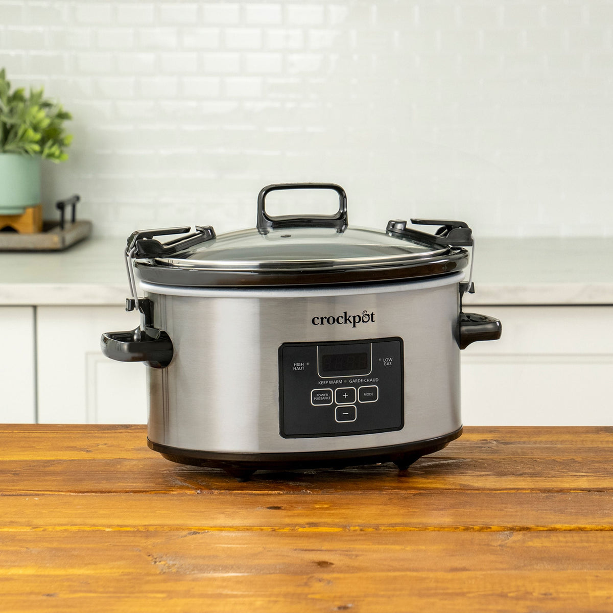 Digital Programmable Slow Cooker with Locking Lid, Feeds 4 People & More, Stainless Steel, 4-qt V8A2 - product image 6