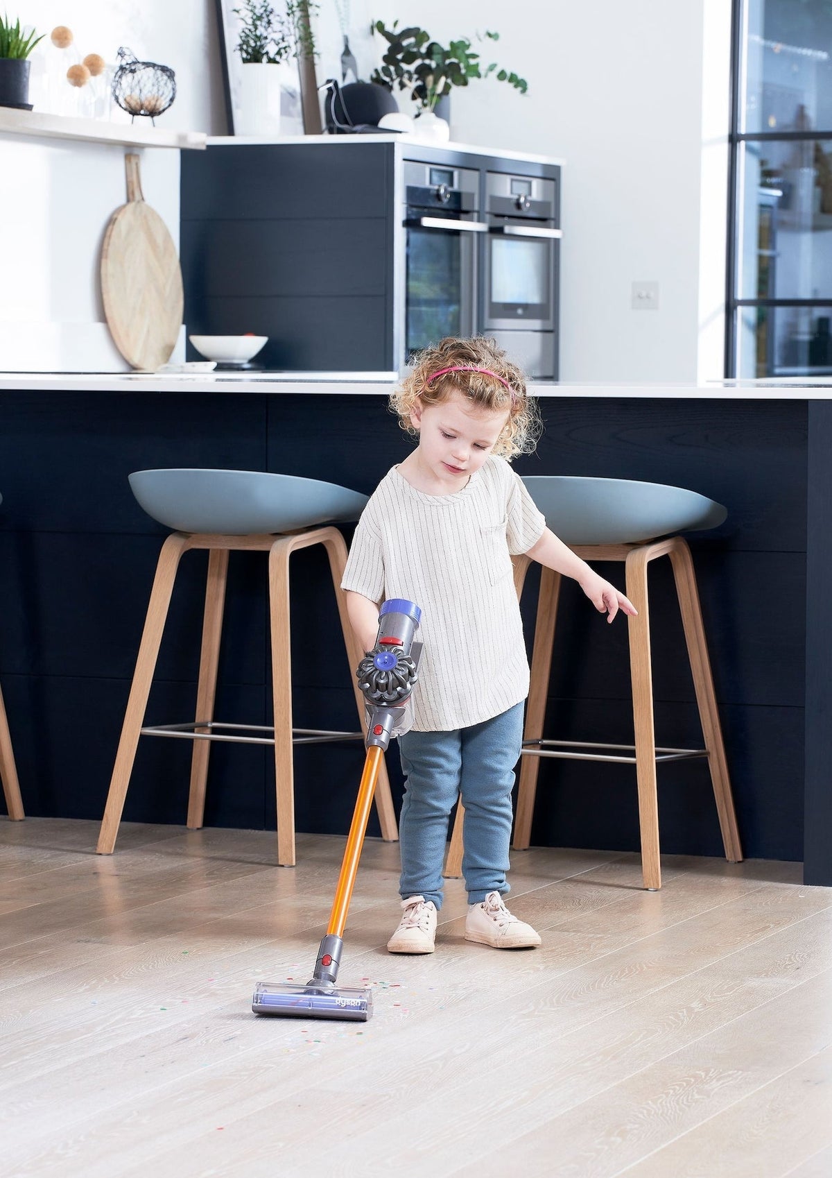 Stick Vacuum Cleaner Interactive Toy, Battery Operated, Ages 3+ Z2Q8 - product image 8