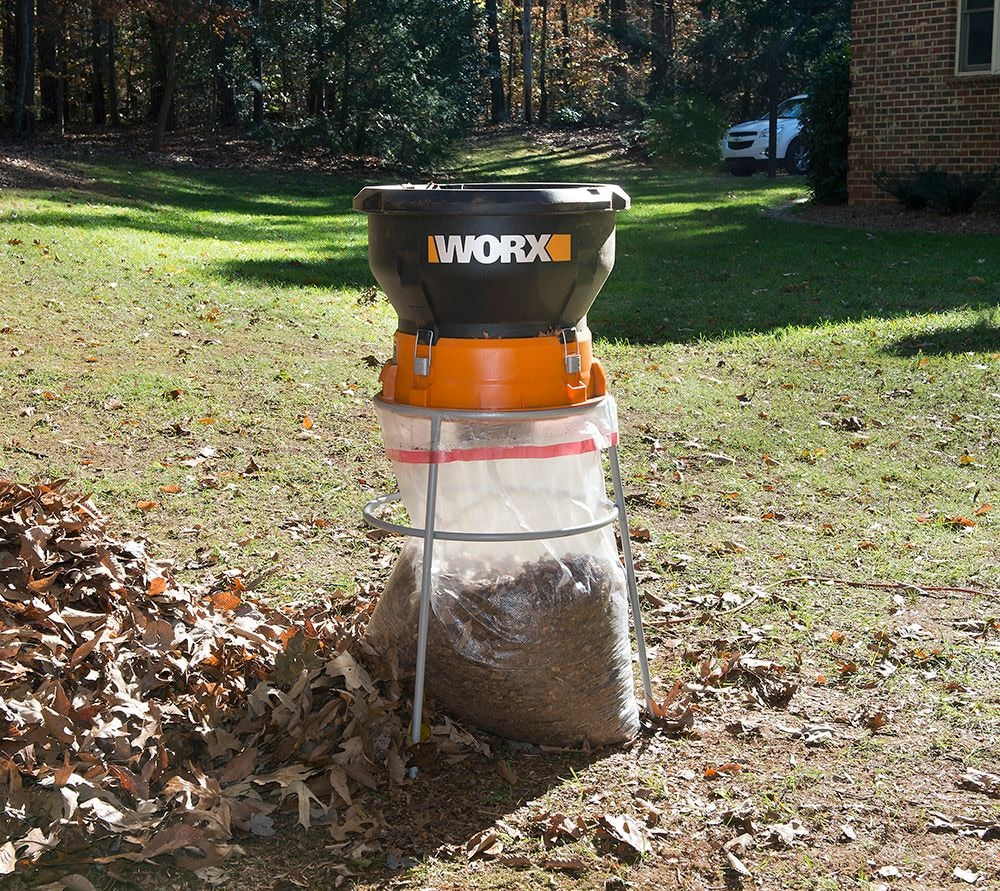WG430 13 Amp Electric Leaf Mulcher/Shredder, 13-in Z6W6 - product image 6